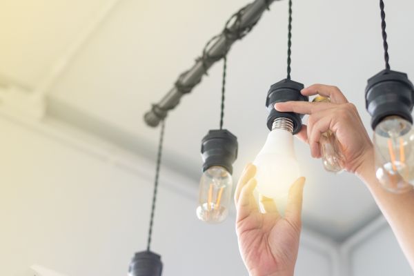 Light Bulb Changing Service in Kenner