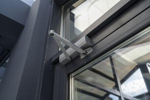 Cost of Door Closer Mounting in Kenner