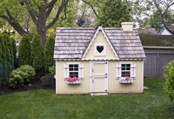 Playhouse Assembly in Kenner