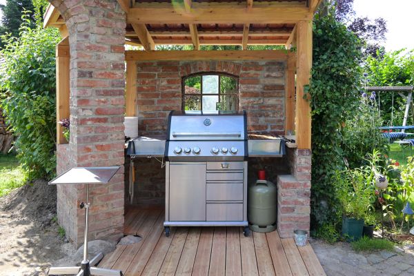 Propane Grill Assembly in Kenner
