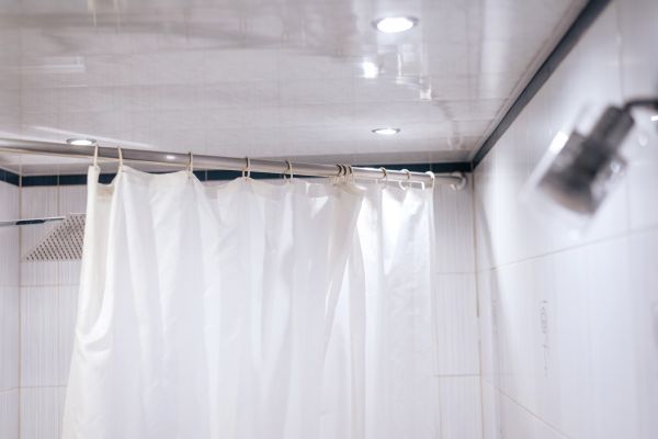 Cost of Shower Rod Installation in Kenner