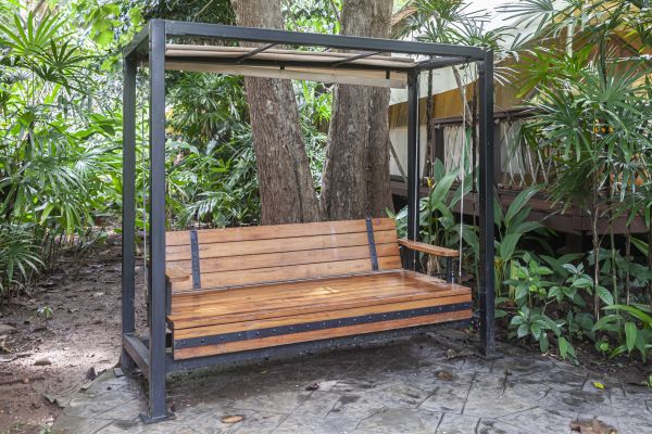 Arbor Swing Assembly in Kenner